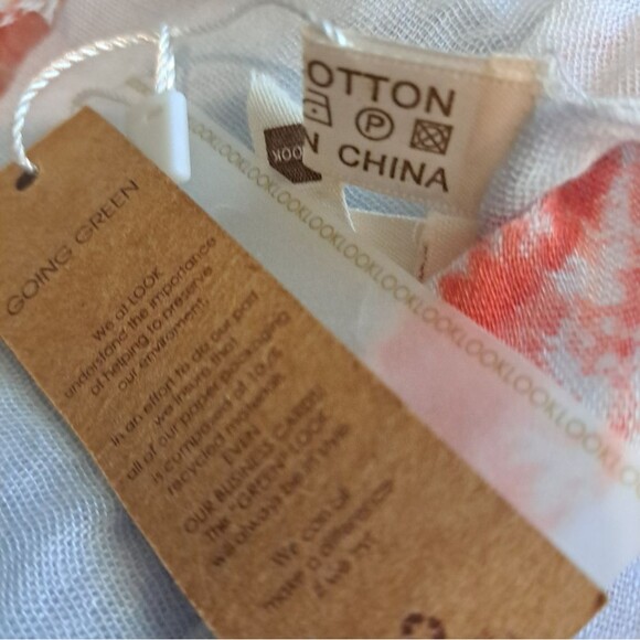 Look Collection New with Tag Large Pink Starfish Scarf Wrap for the Beach - Picture 7 of 11